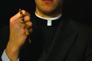 priest-in-prayer-gregory-dean